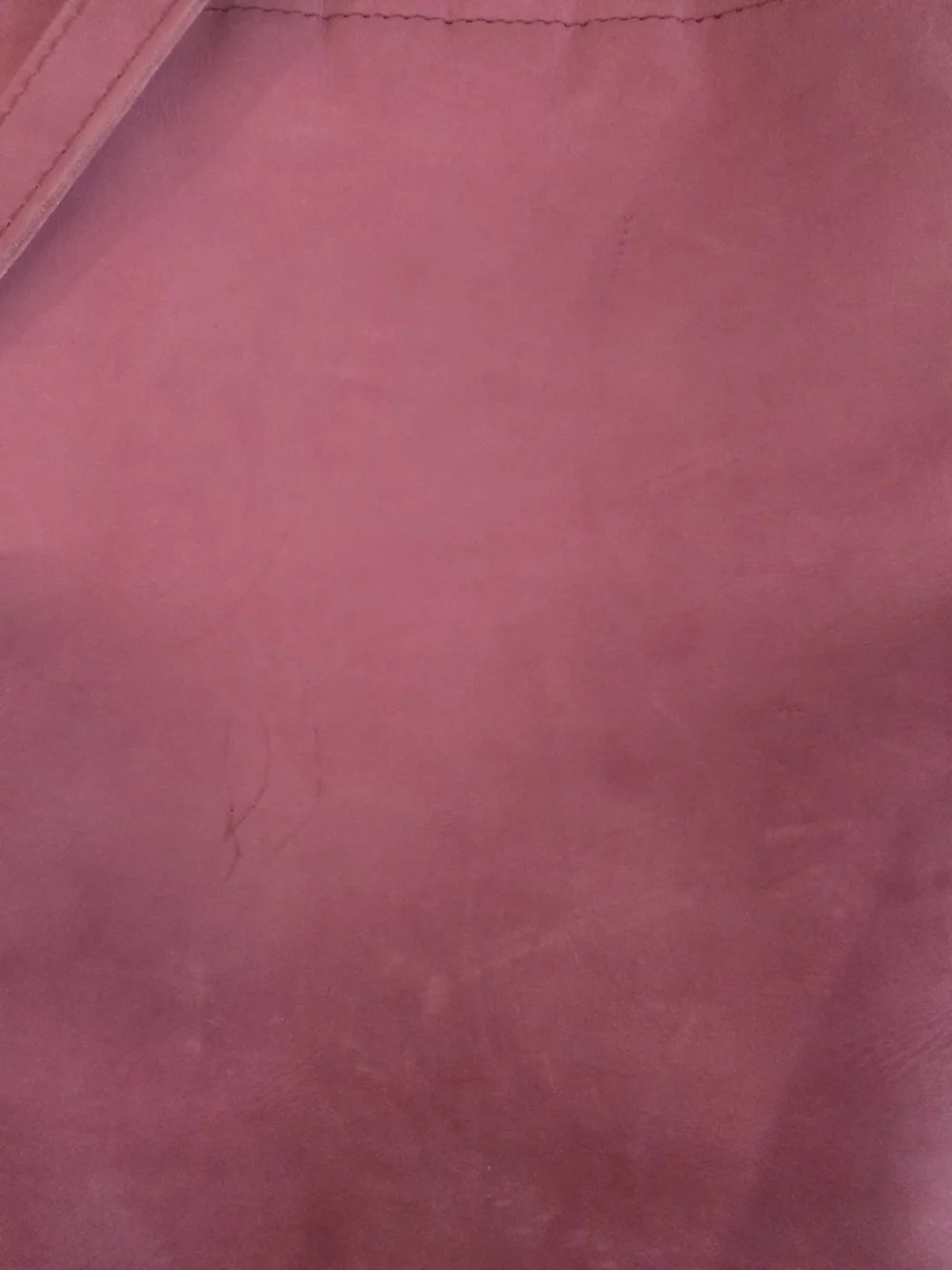 Portland Leather Mauve Leather Pouch with Gold Zipper
